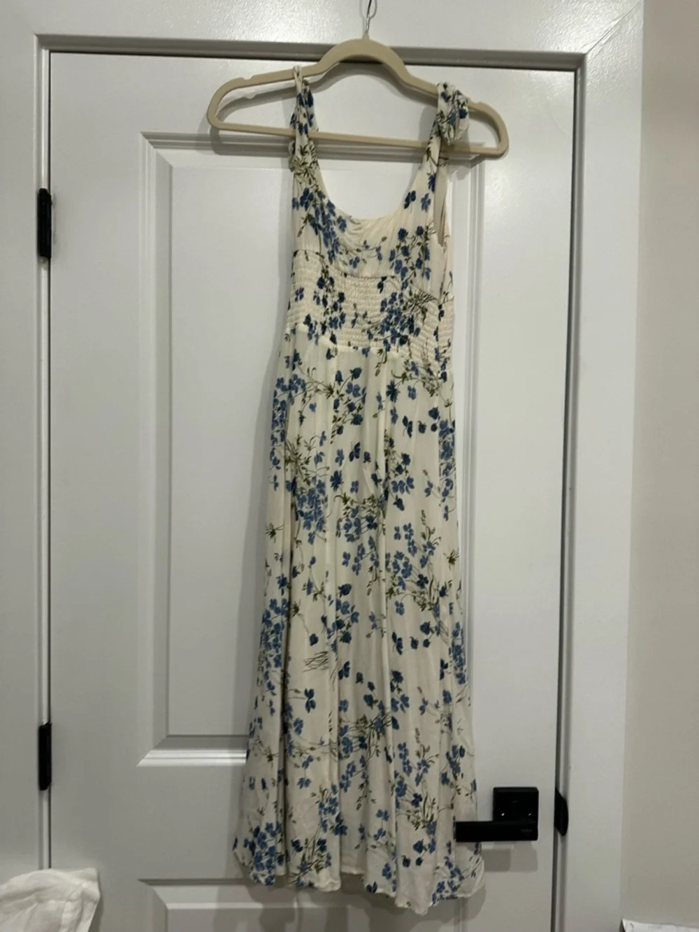 Reformation Cream Dress with Blue Floral Print - Picture 4 of 5